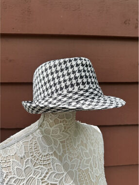 Black and White Houndstooth Fedora Hat